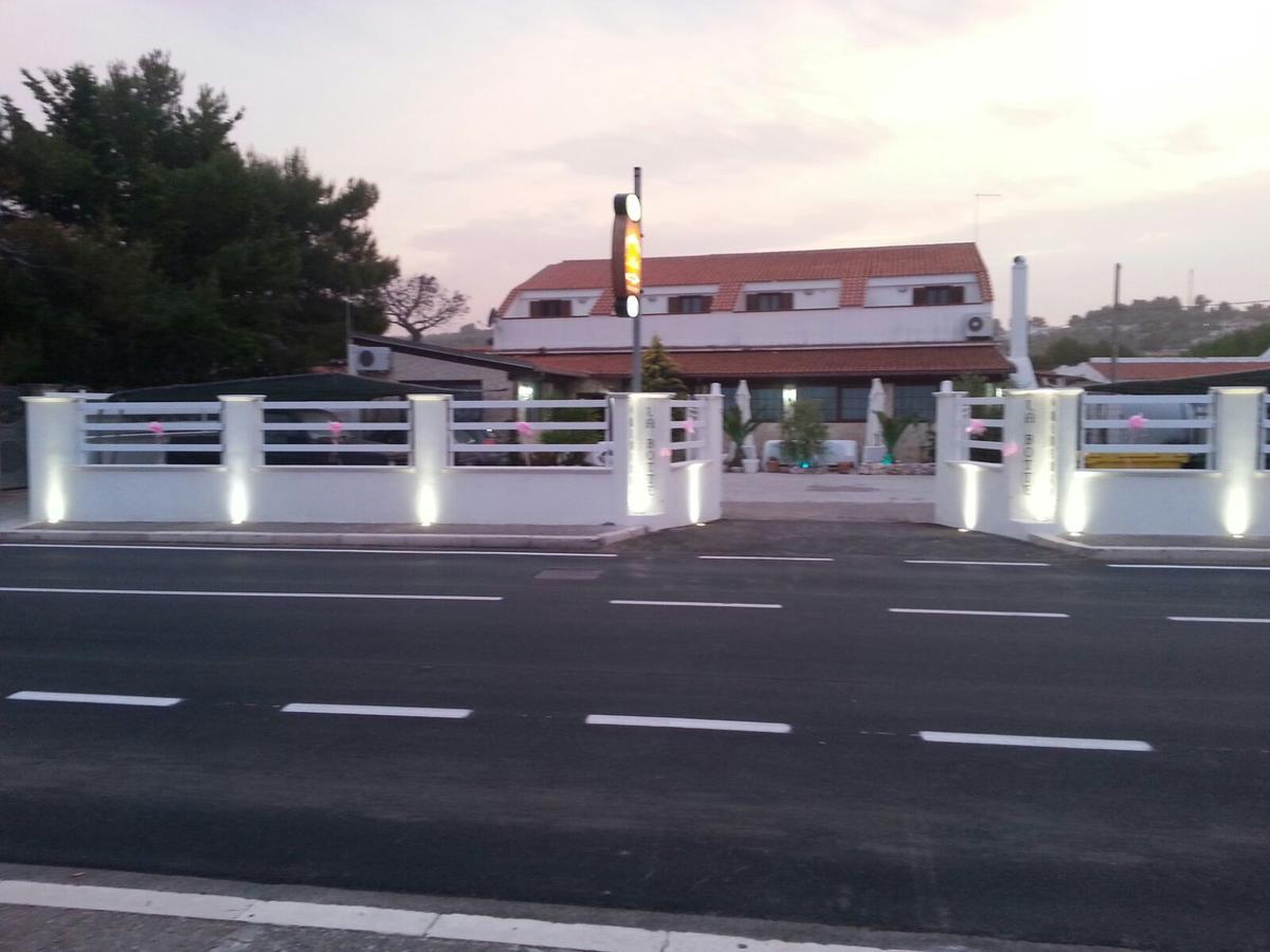 Albergo Labotte Vieste Ngoại thất bức ảnh